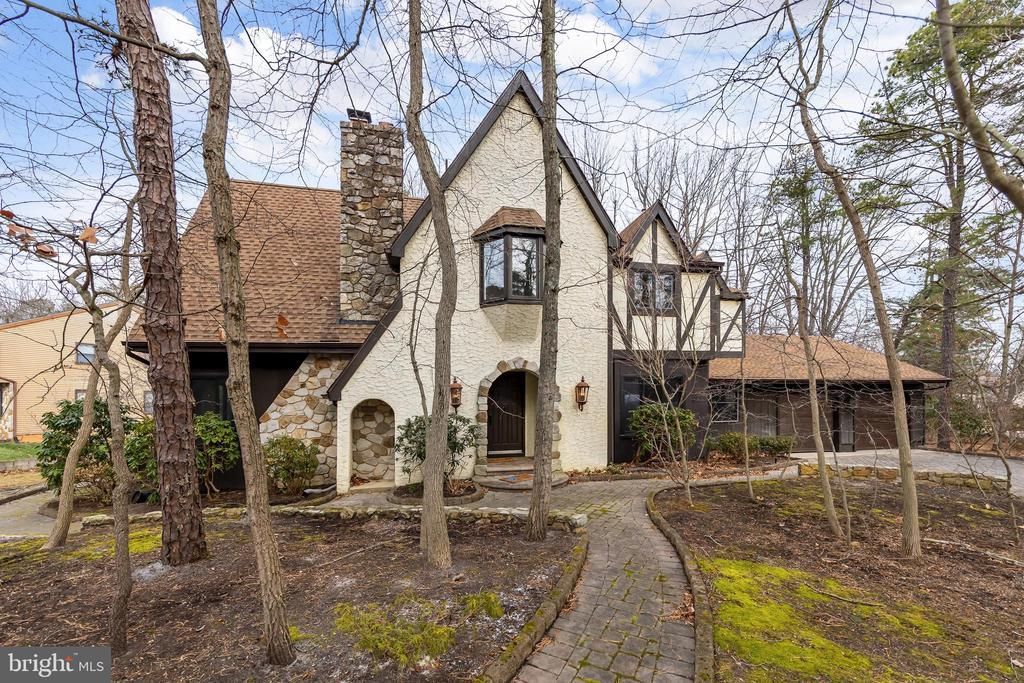 27 Eastwood Drive, Voorhees, NJ 08043 Main Photo