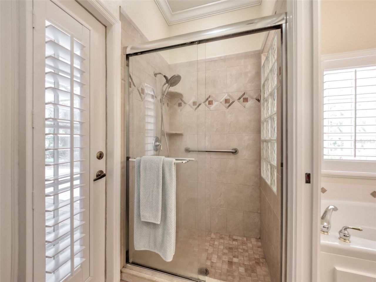 8408 Whispering Woods Court, Lakewood Ranch, FL 34202 Photo