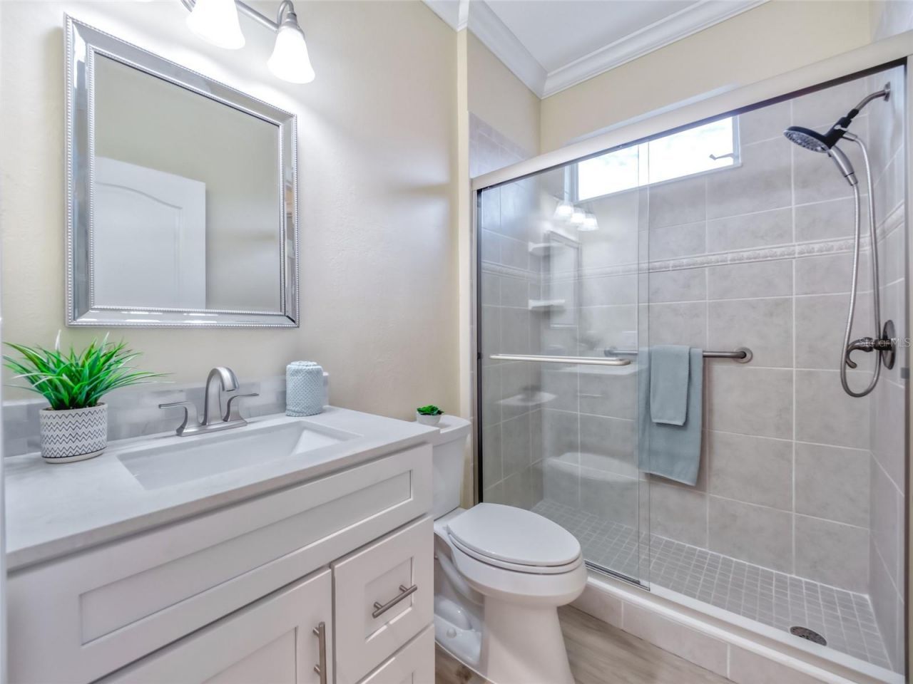 8408 Whispering Woods Court, Lakewood Ranch, FL 34202 Photo