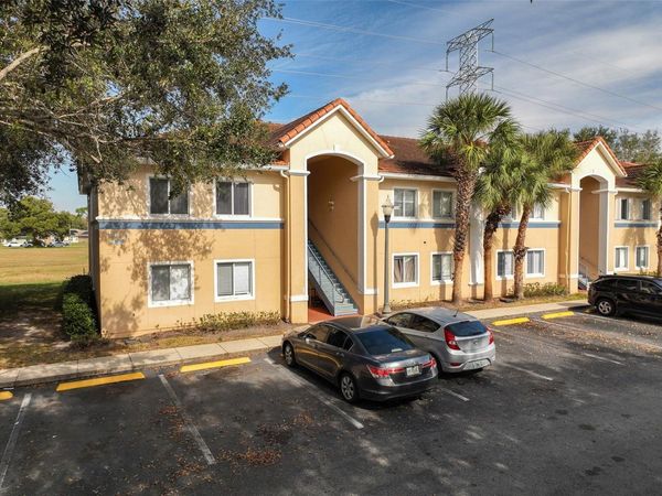 495 LAS CORTES LANE, Unit 201, ORLANDO, FL 32824