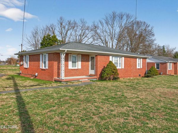 716 Dry Creek Rd, Smithville, TN 37166