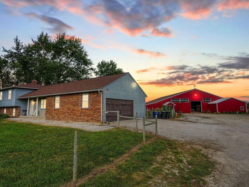 3910 Summit View Road, Dublin, OH 43016 Photo 1