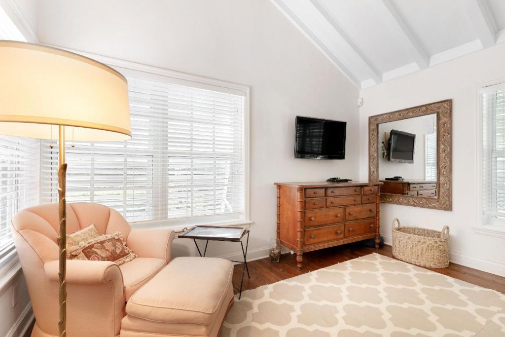 285 Orange Grove Road, Palm Beach, FL 33480 Photo