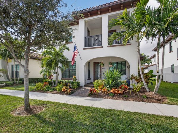 13343 Machiavelli Way, Palm Beach Gardens, FL 33418