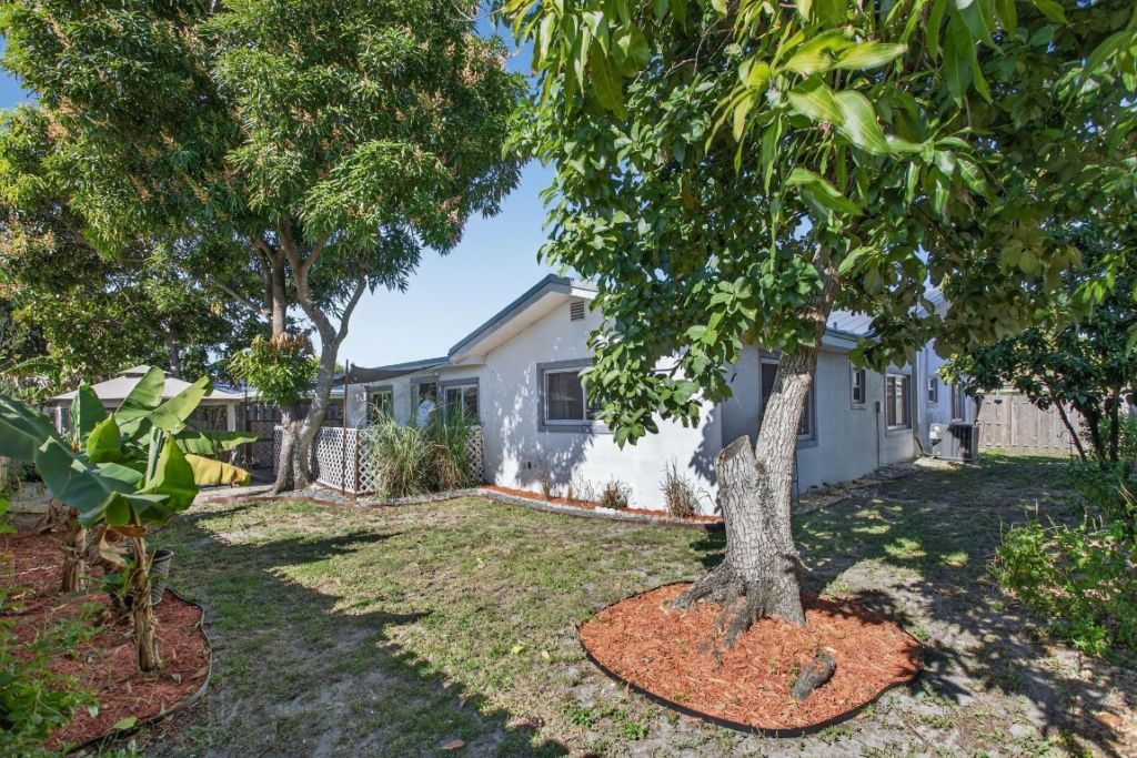 3330 NW 69th St, Fort Lauderdale, FL 33309 Photo