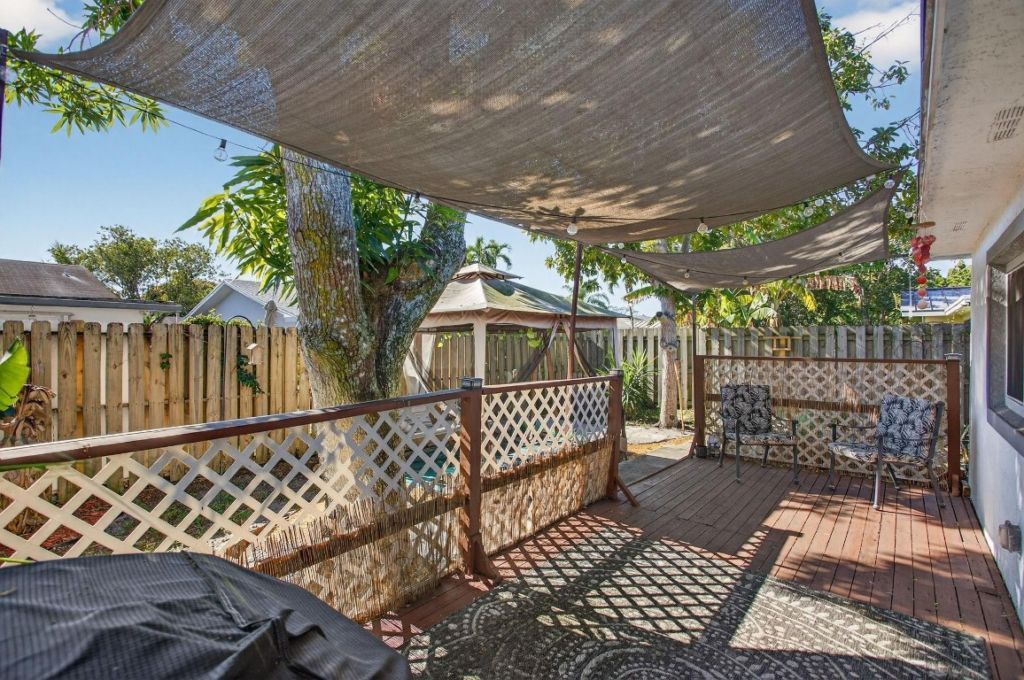 3330 NW 69th St, Fort Lauderdale, FL 33309 Photo