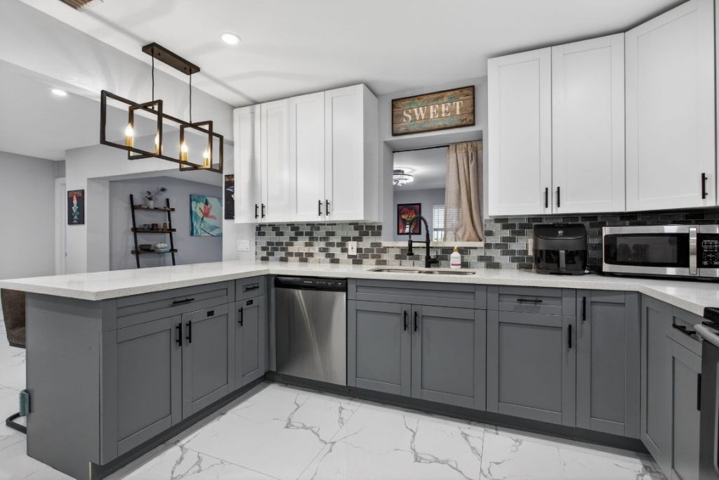 3330 NW 69th St, Fort Lauderdale, FL 33309 Photo