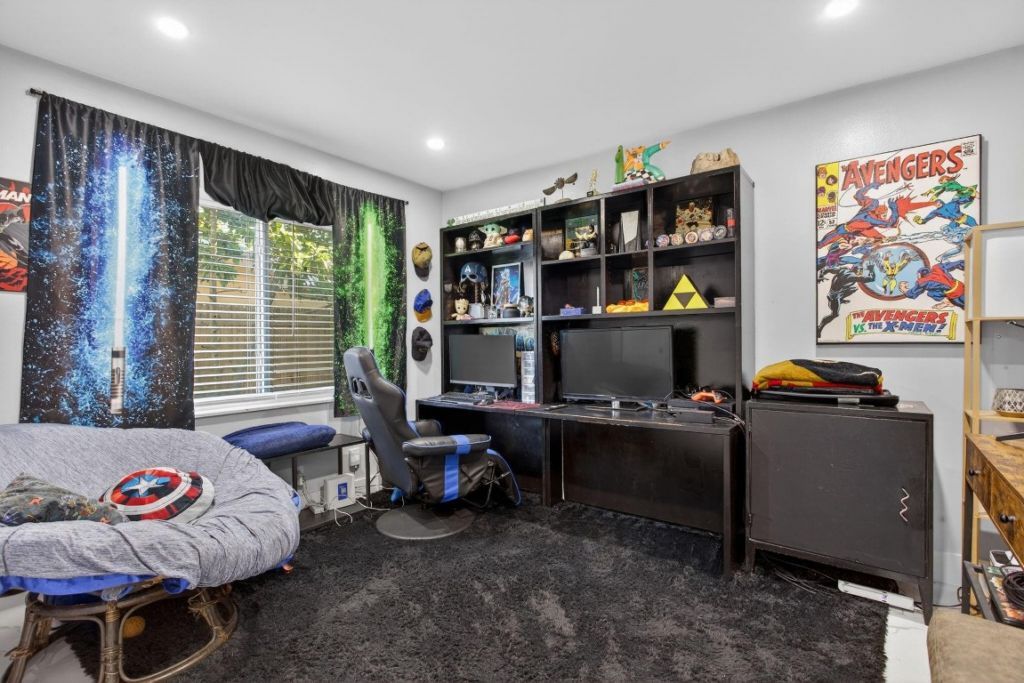 3330 NW 69th St, Fort Lauderdale, FL 33309 Photo