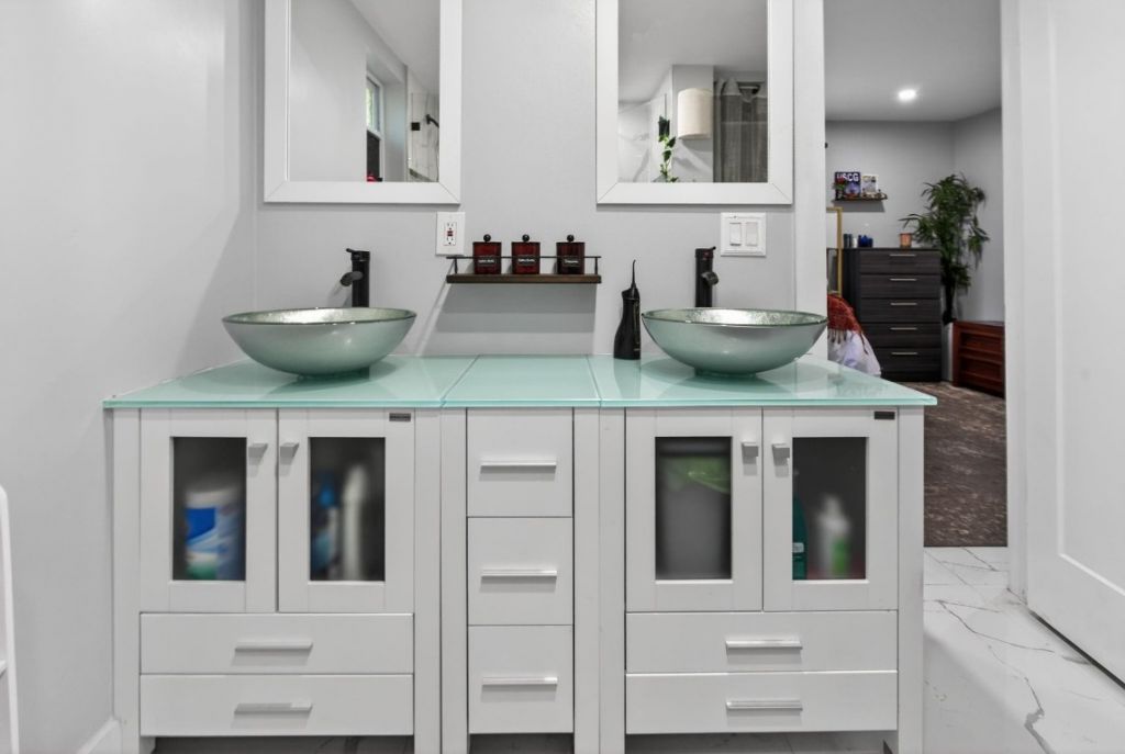 3330 NW 69th St, Fort Lauderdale, FL 33309 Photo