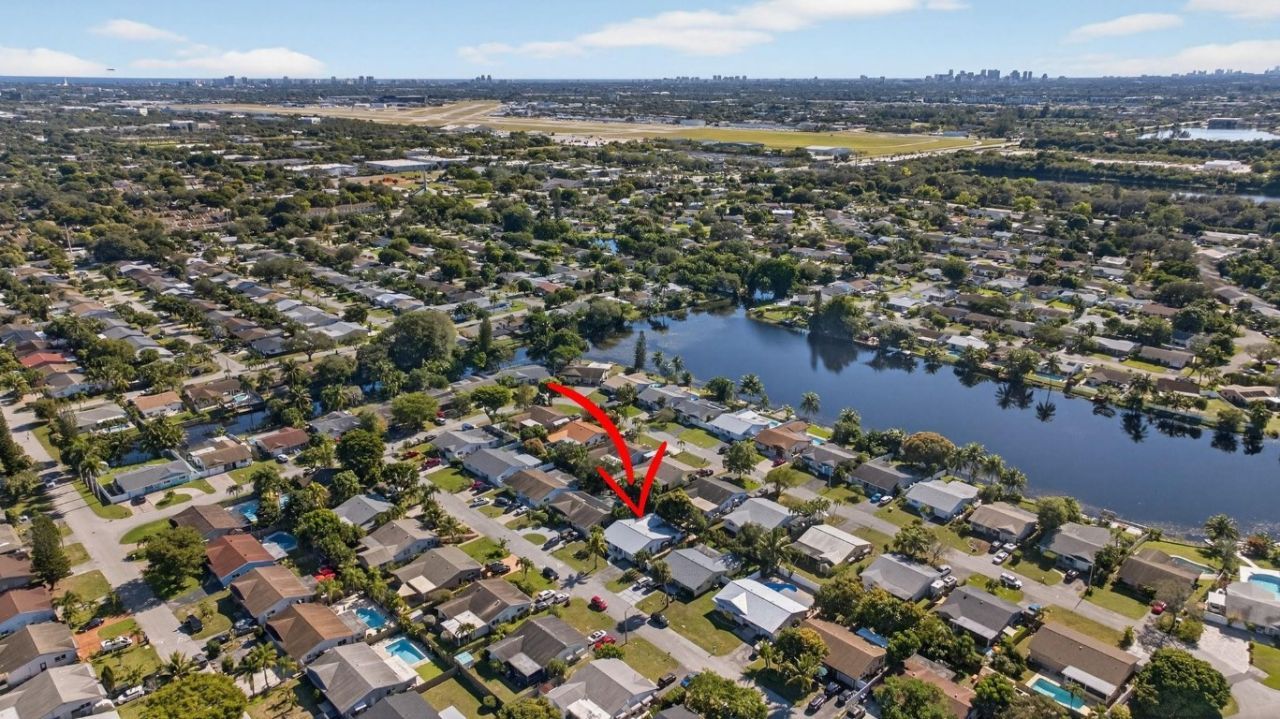 3330 NW 69th St, Fort Lauderdale, FL 33309 Photo