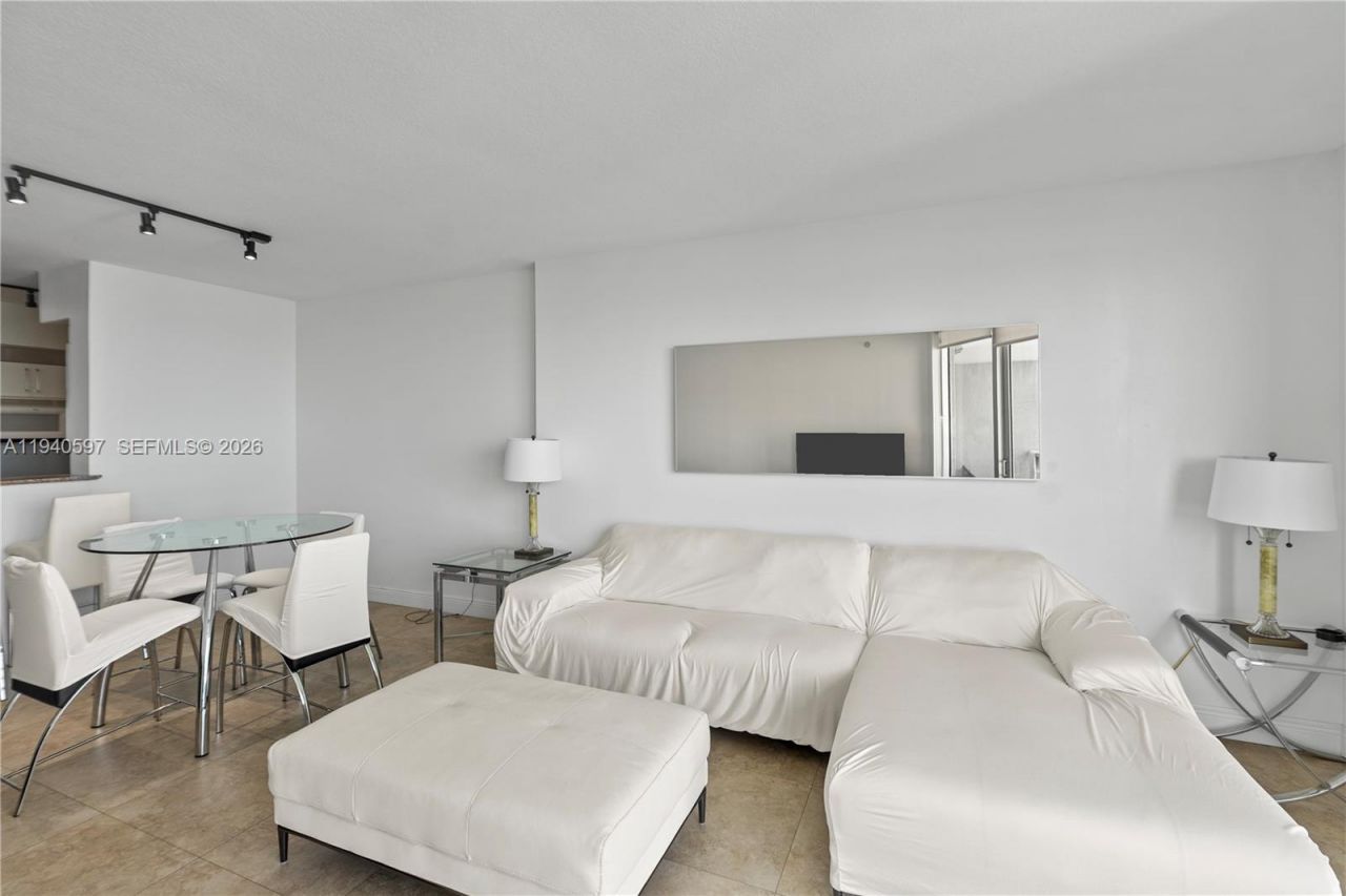 335 S Biscayne Blvd, Unit 2910, Miami, FL 33131 Photo