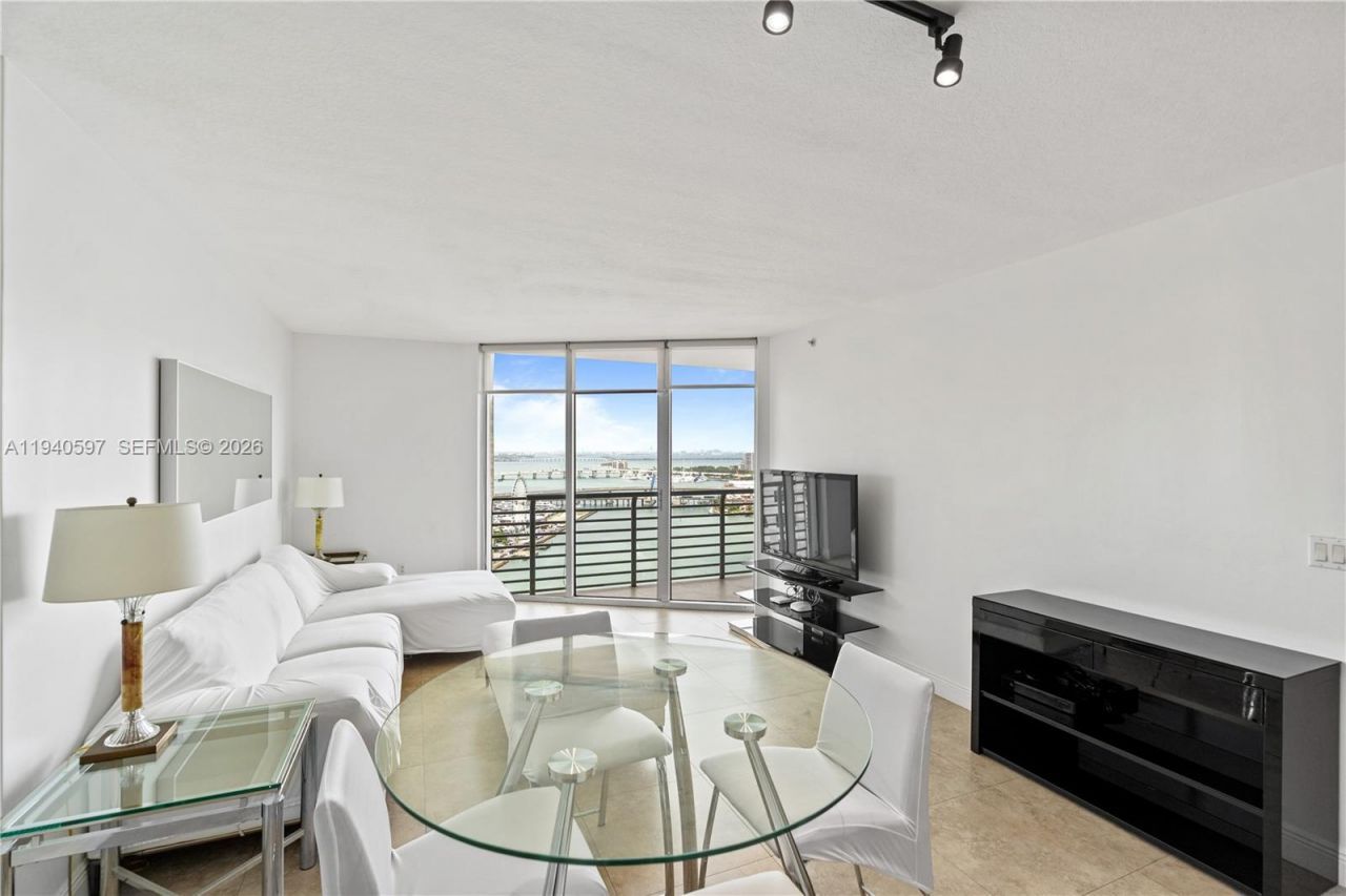 335 S Biscayne Blvd, Unit 2910, Miami, FL 33131 Photo