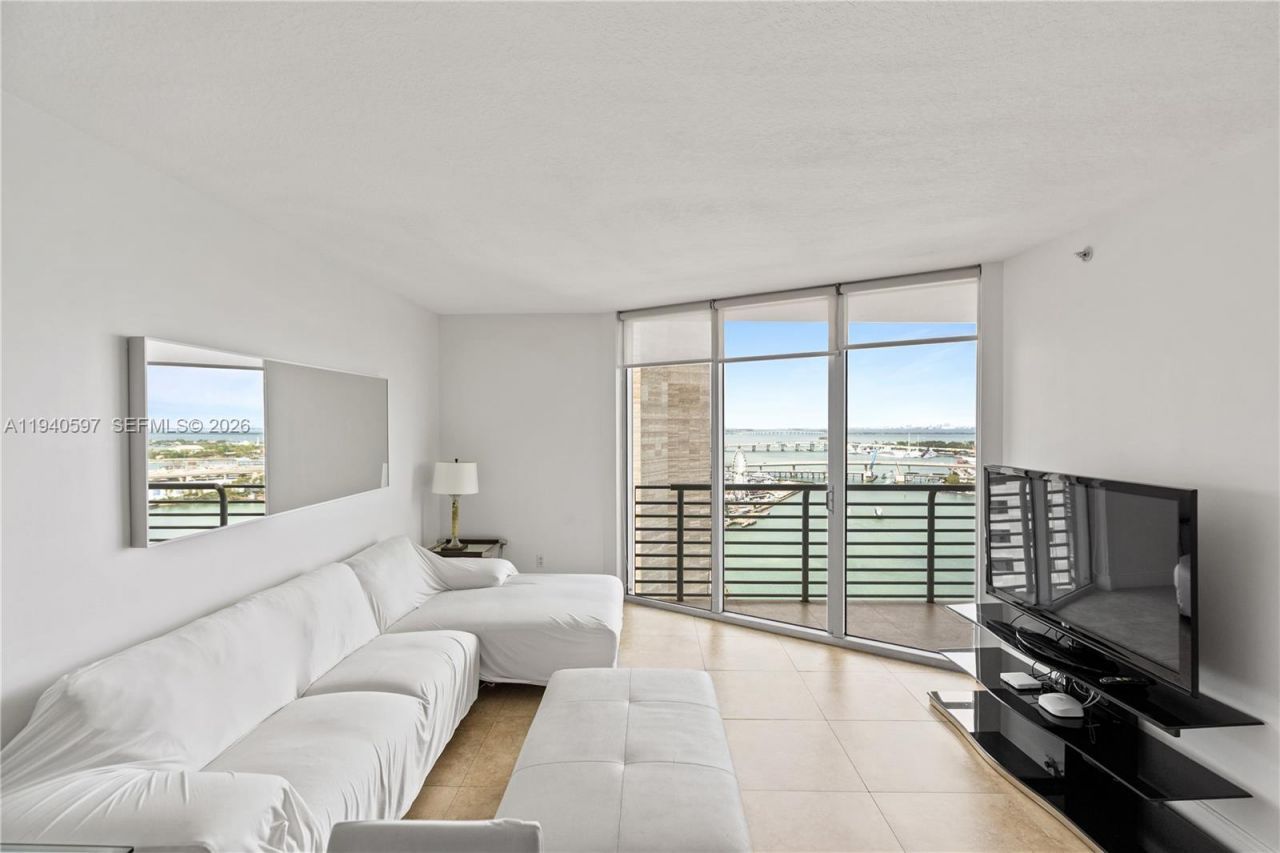 335 S Biscayne Blvd, Unit 2910, Miami, FL 33131 Photo
