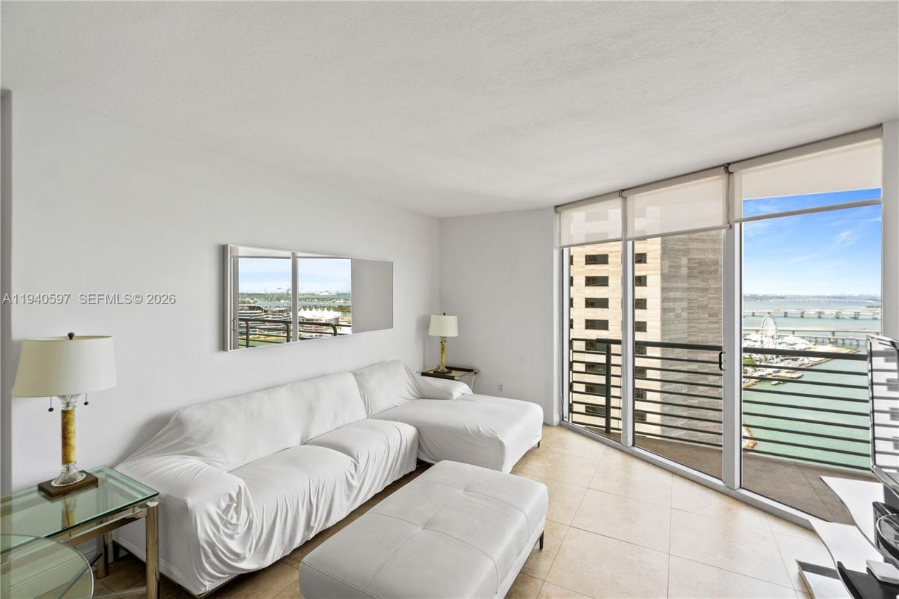 335 S Biscayne Blvd, Unit 2910, Miami, FL 33131 Photo