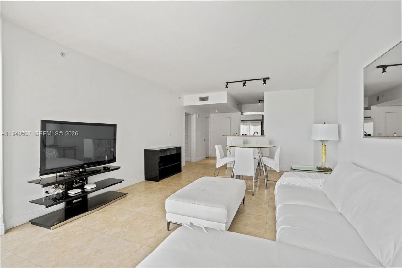 335 S Biscayne Blvd, Unit 2910, Miami, FL 33131 Photo