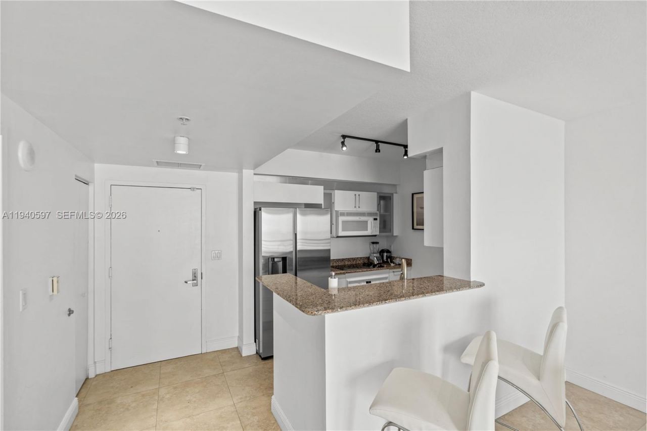 335 S Biscayne Blvd, Unit 2910, Miami, FL 33131 Photo