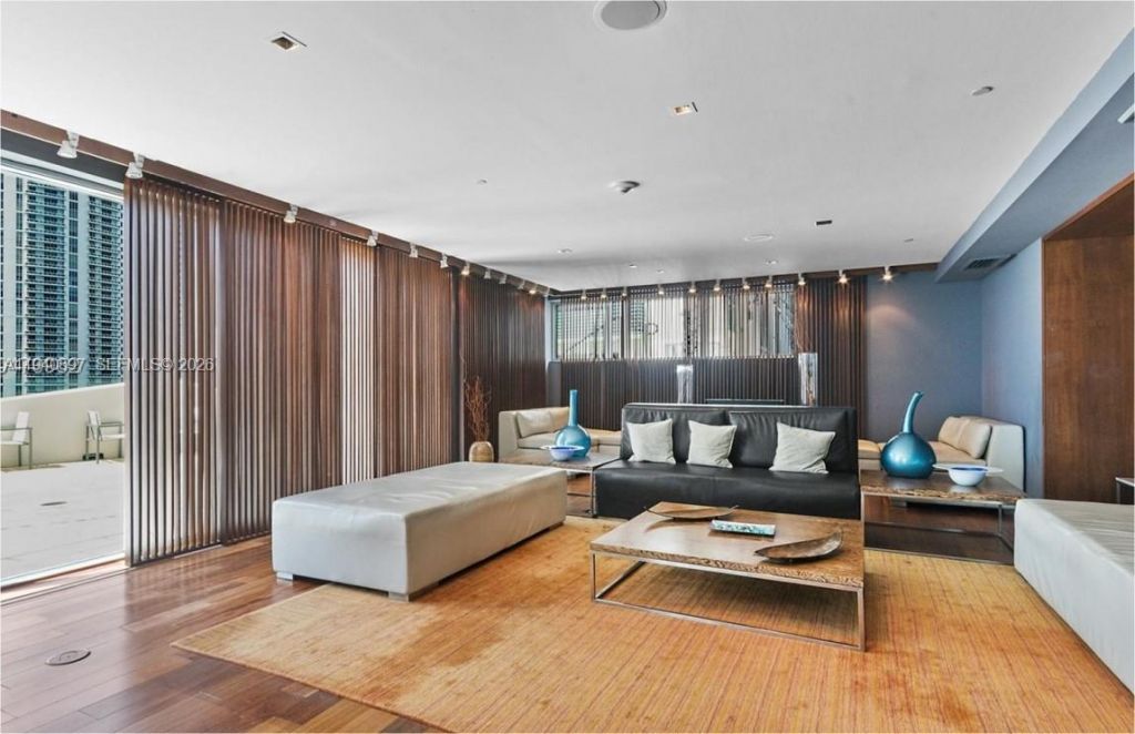 335 S Biscayne Blvd, Unit 2910, Miami, FL 33131 Photo