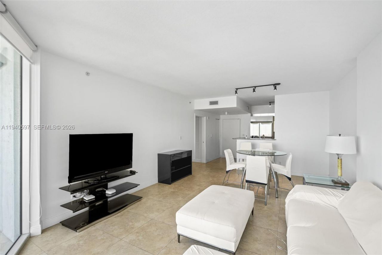 335 S Biscayne Blvd, Unit 2910, Miami, FL 33131 Photo
