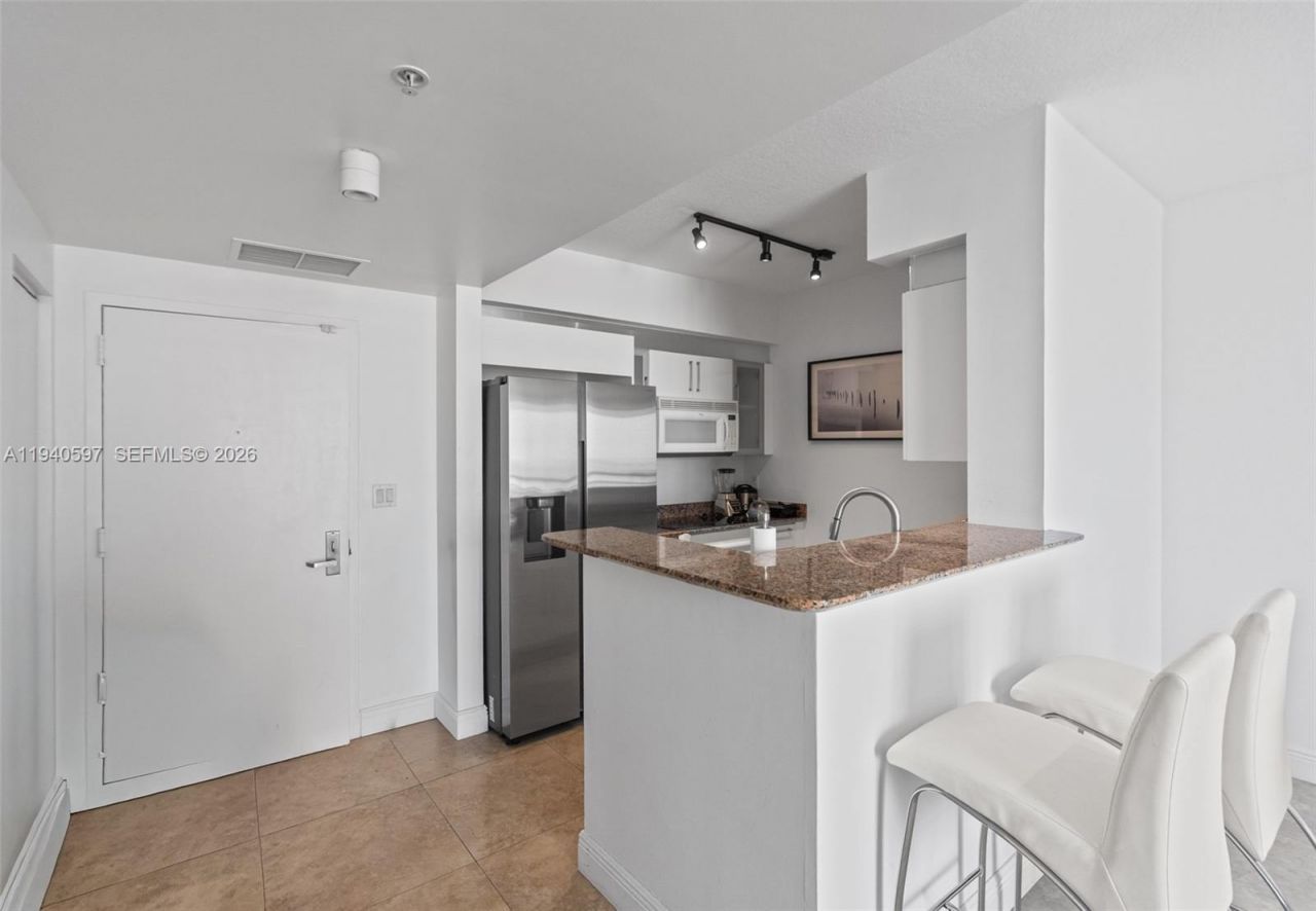 335 S Biscayne Blvd, Unit 2910, Miami, FL 33131 Photo