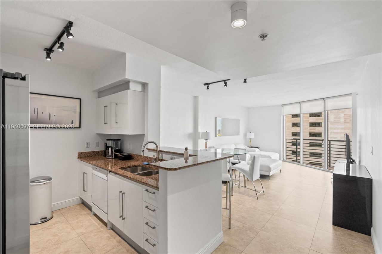 335 S Biscayne Blvd, Unit 2910, Miami, FL 33131 Photo