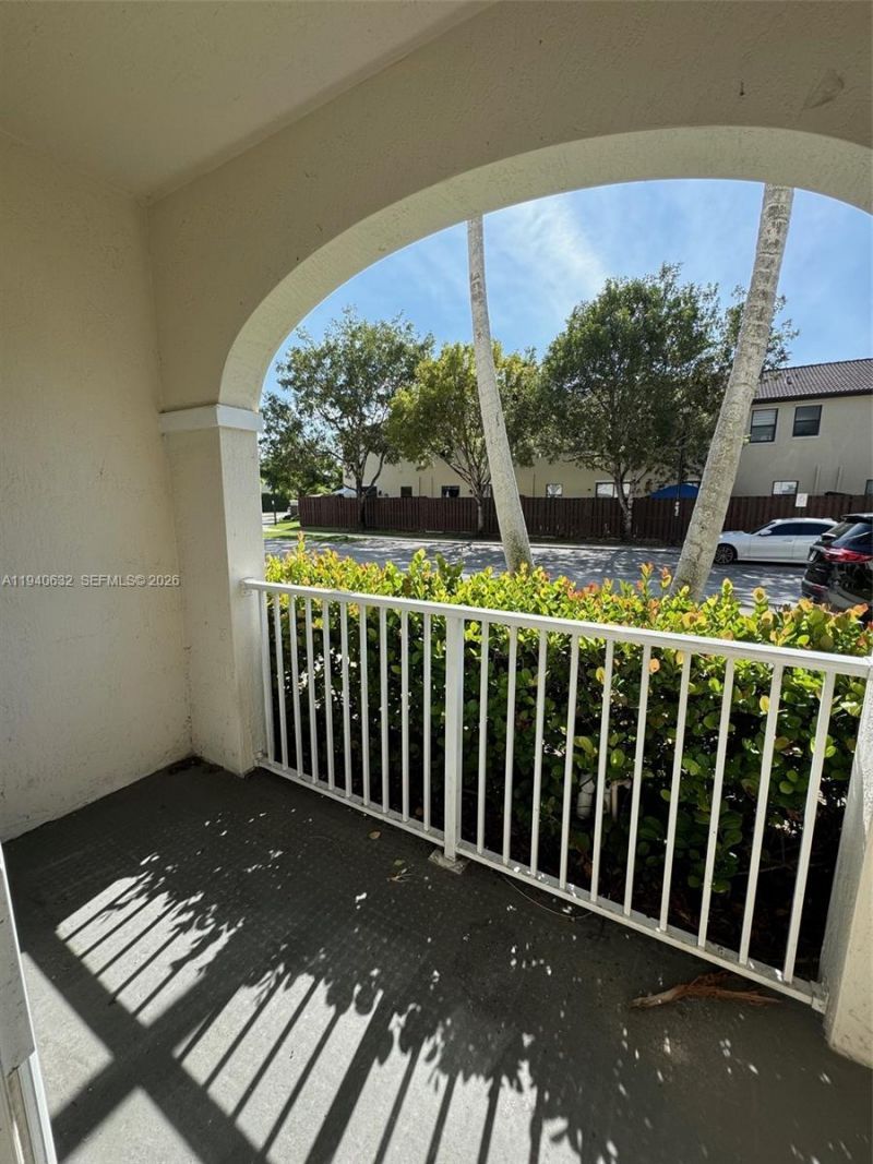 11601 NW 89th St, Unit 106, Doral, FL 33178 Photo