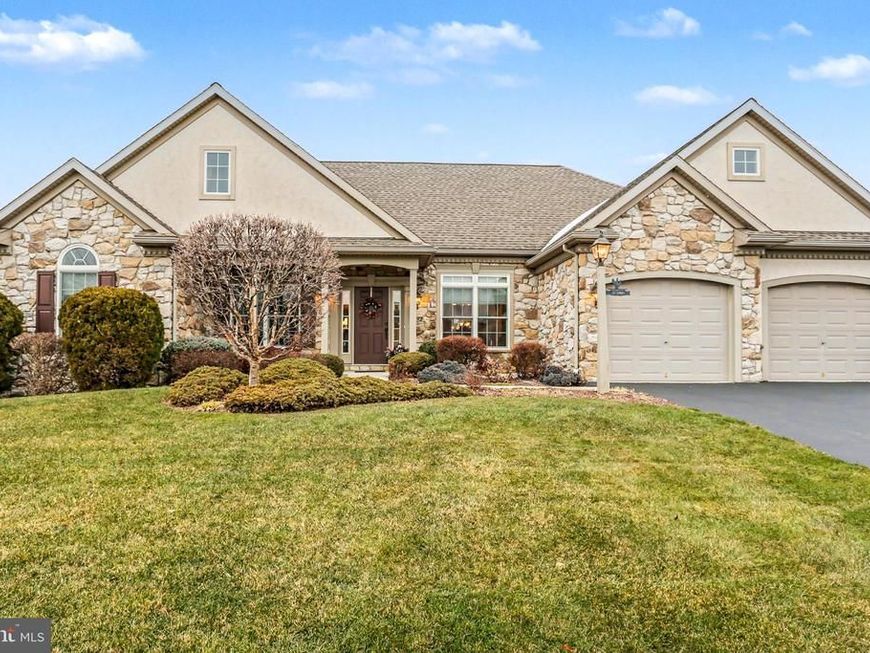 905 Walnut Crest Dr L-0064 Drive, Lebanon, PA 17046 Main Photo