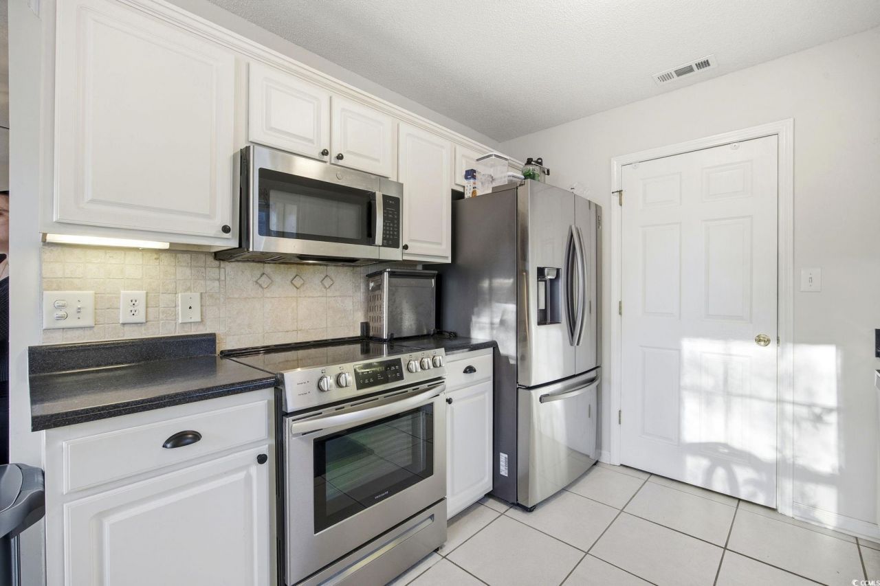 247 Sienna Dr. Photo 11