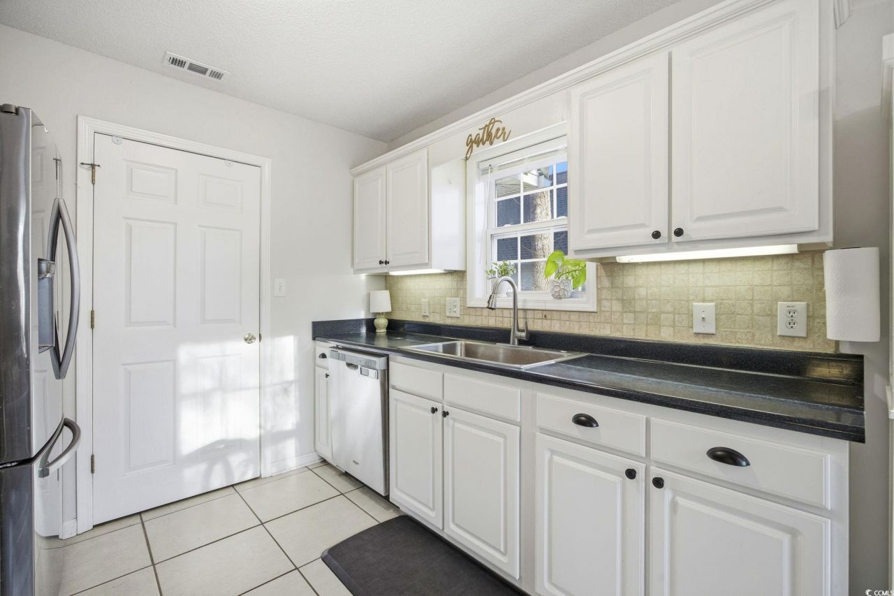 247 Sienna Dr. Photo 12