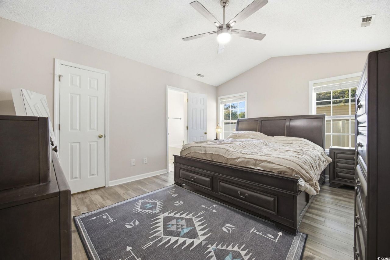 247 Sienna Dr. Photo 14