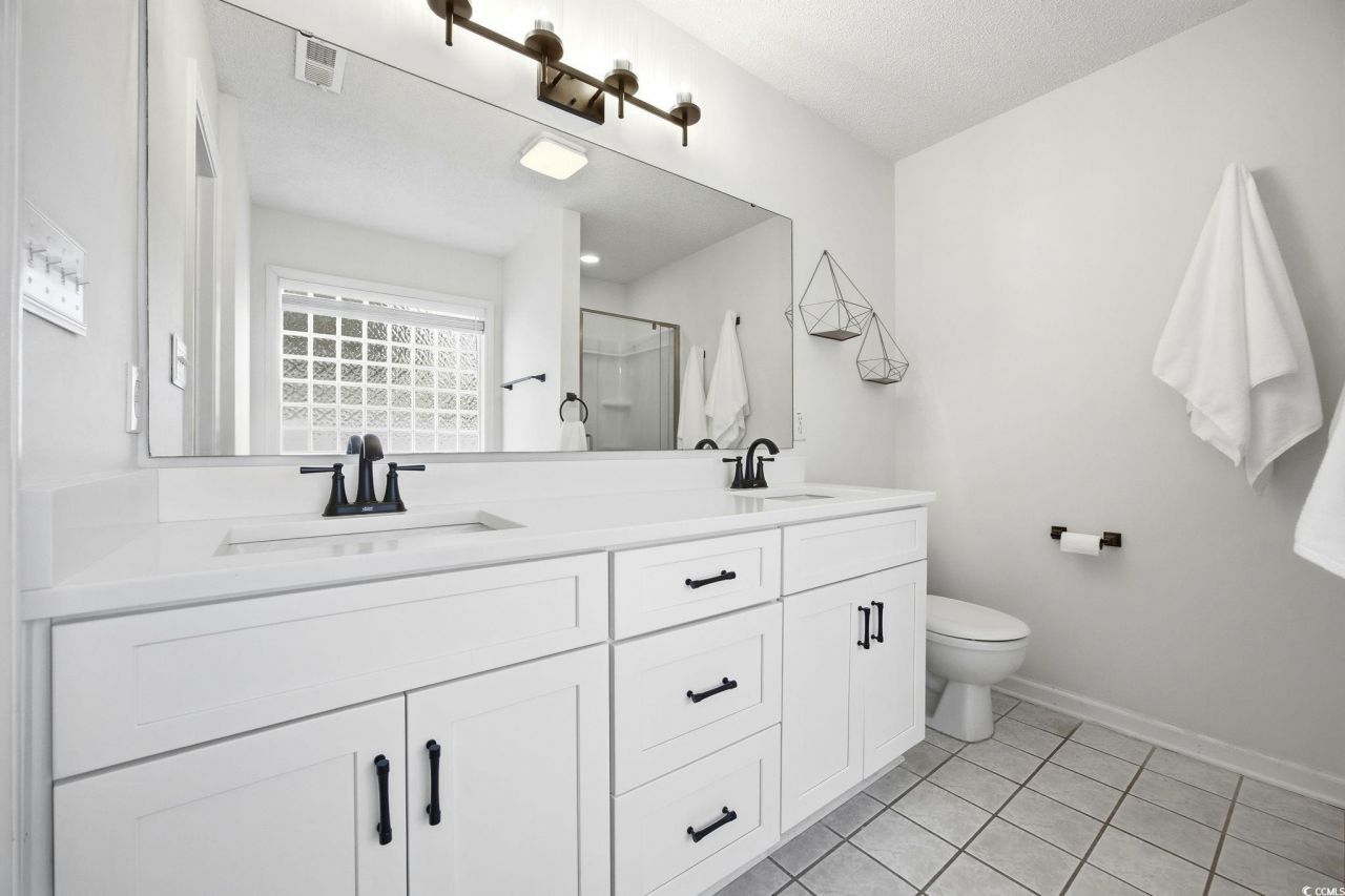 247 Sienna Dr. Photo 17