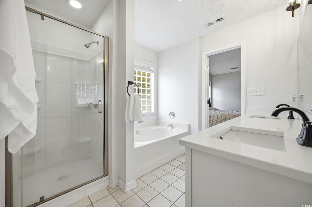 247 Sienna Dr. Photo 18