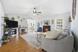 247 Sienna Dr. photo 4