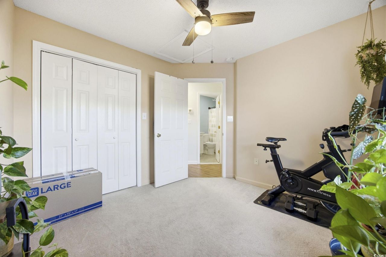 247 Sienna Dr. Photo 20