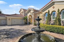 1674 Malaga Circle photo 4