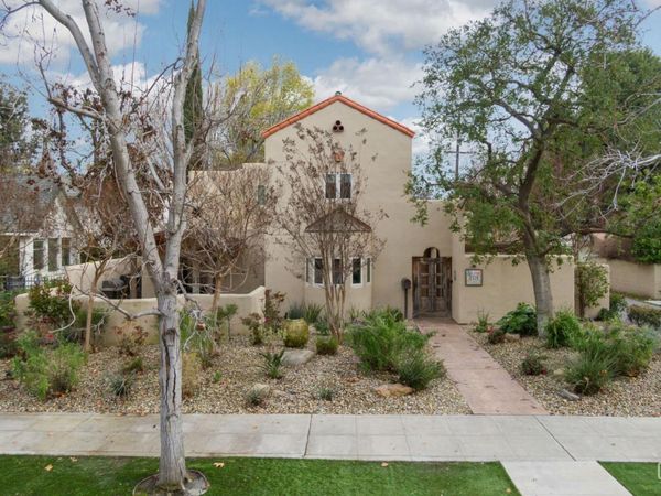 2118 Cedar Street, Bakersfield, CA 93301