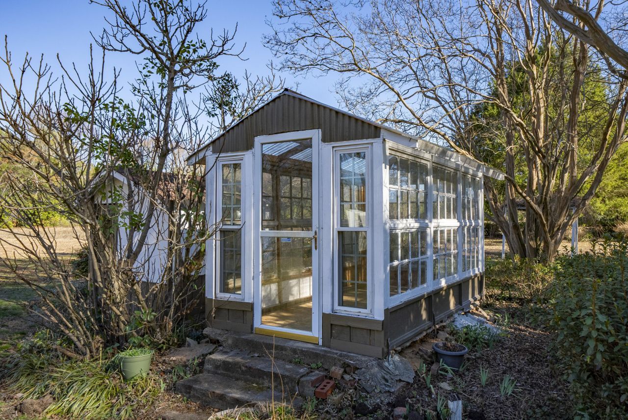 224 Walnut Street Photo 15