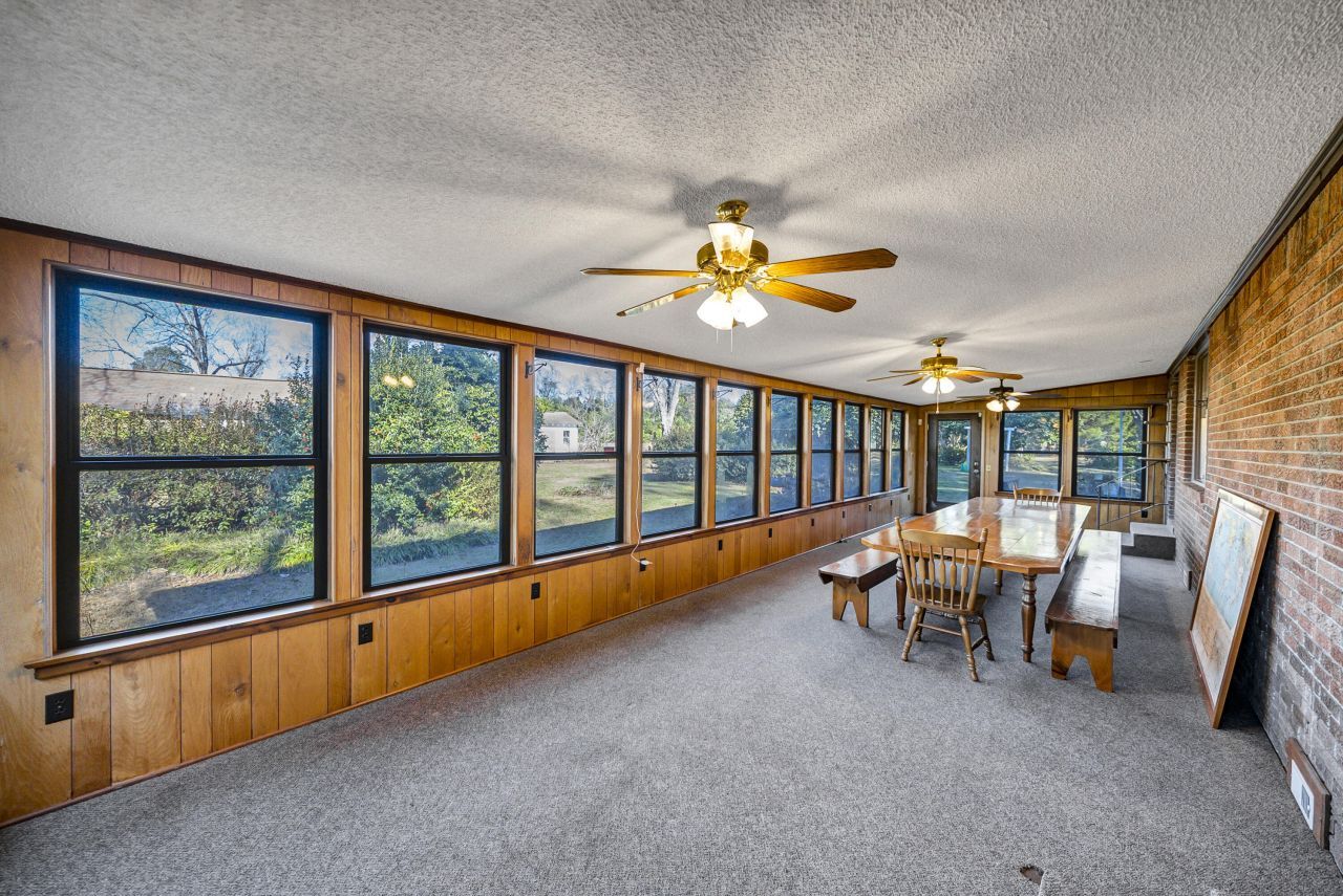 224 Walnut Street Photo 23