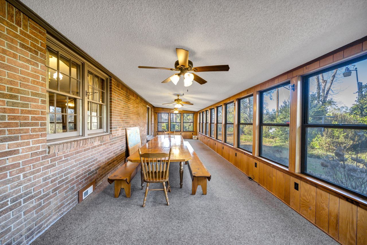 224 Walnut Street Photo 24