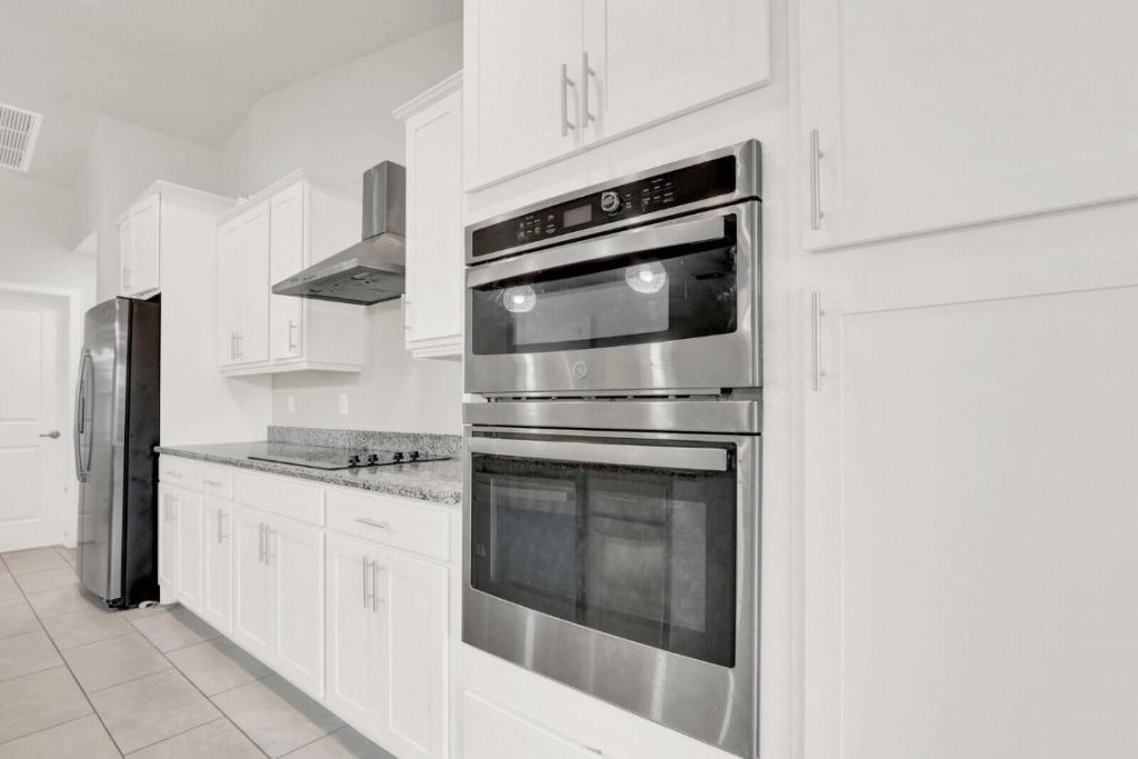 202 SW Chandler Terrace, Port Saint Lucie, FL 34984 Photo