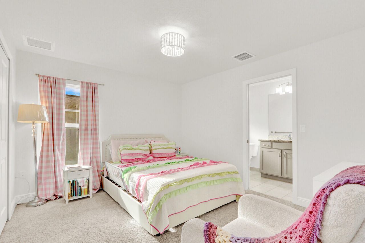 202 SW Chandler Terrace, Port Saint Lucie, FL 34984 Photo