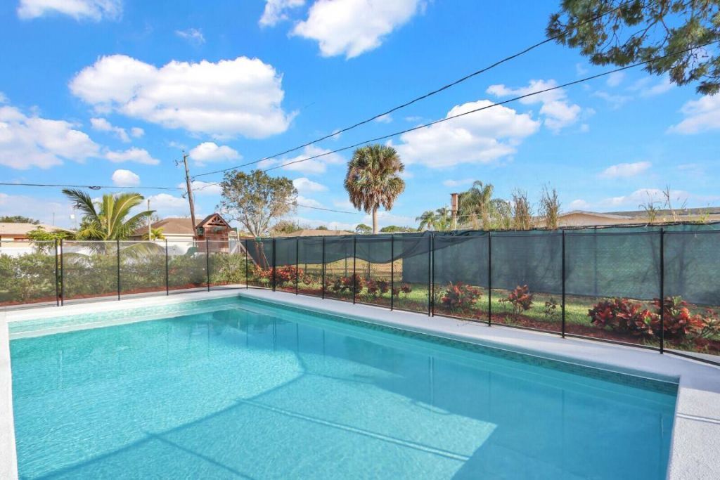 202 SW Chandler Terrace, Port Saint Lucie, FL 34984 Photo