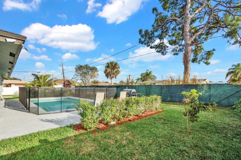 202 SW Chandler Terrace, Port Saint Lucie, FL 34984 Photo