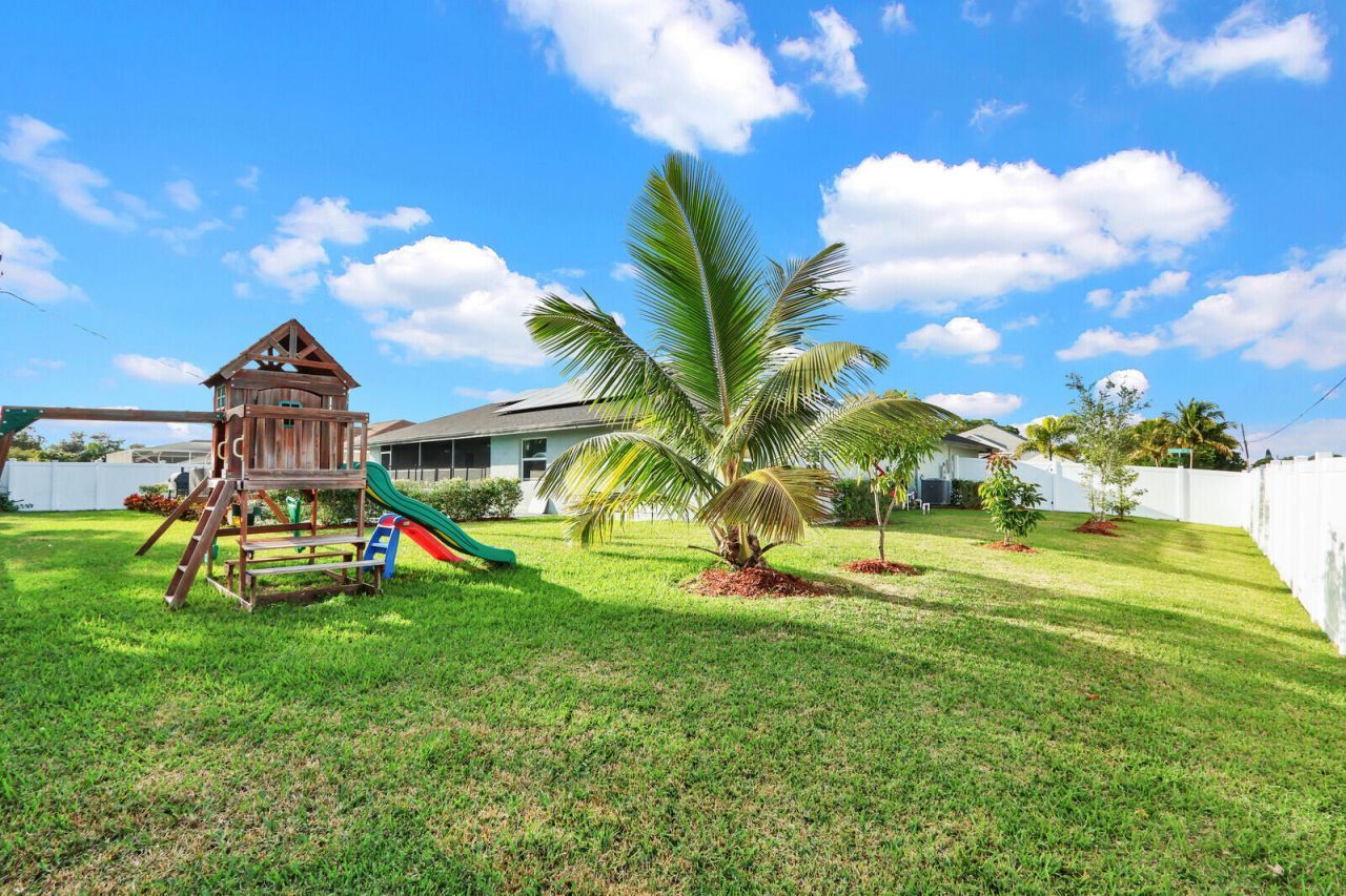 202 SW Chandler Terrace, Port Saint Lucie, FL 34984 Photo