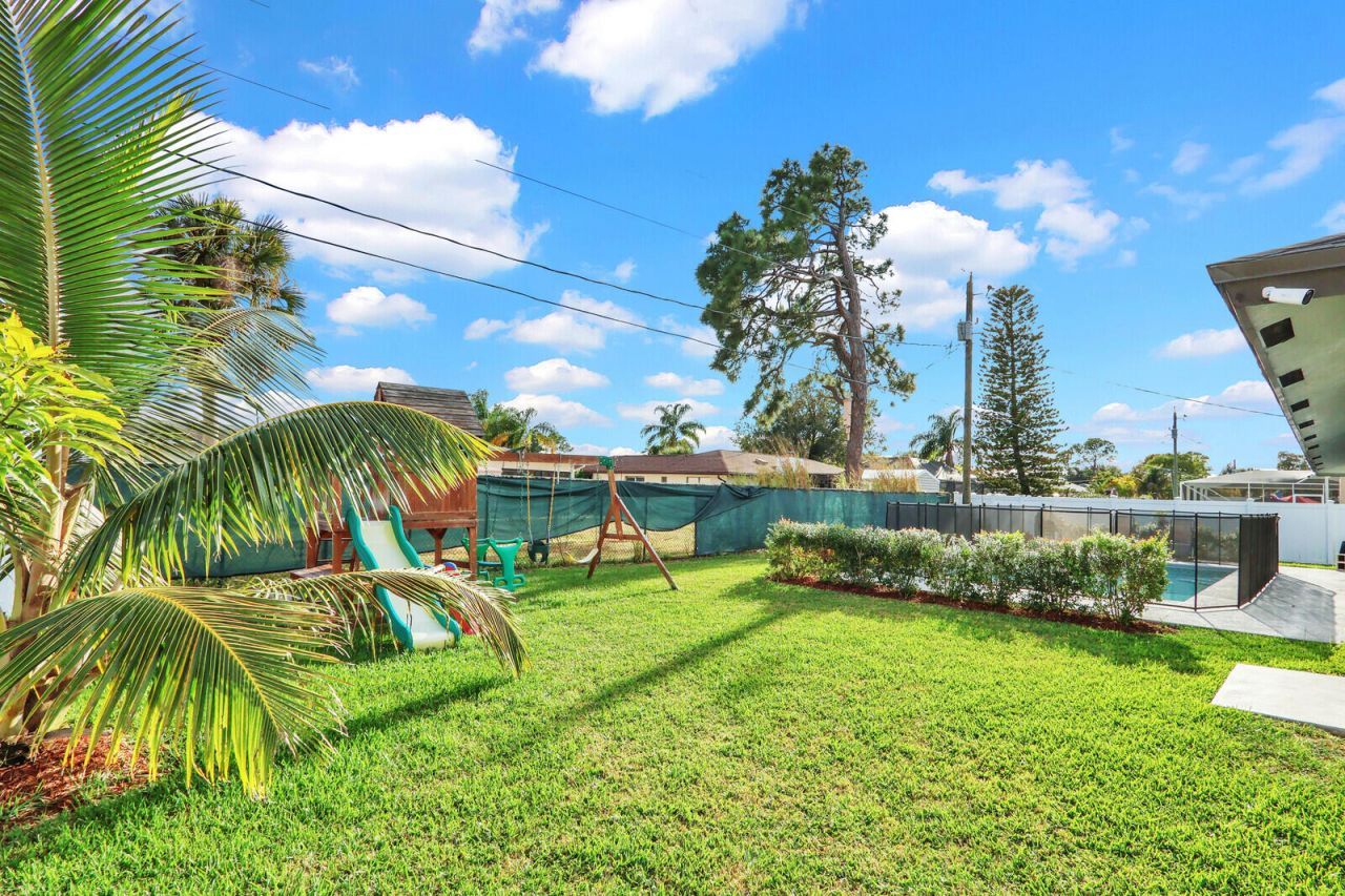 202 SW Chandler Terrace, Port Saint Lucie, FL 34984 Photo