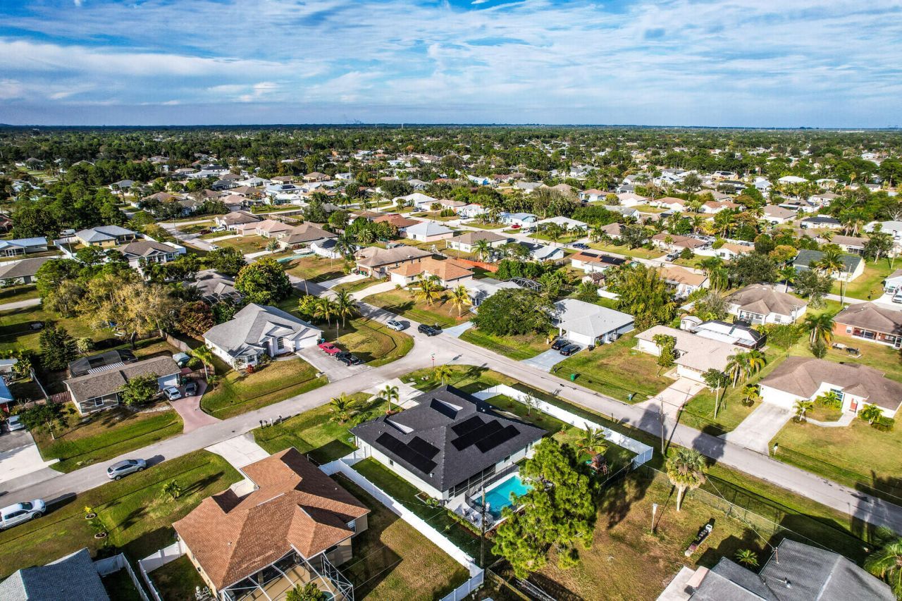 202 SW Chandler Terrace, Port Saint Lucie, FL 34984 Photo