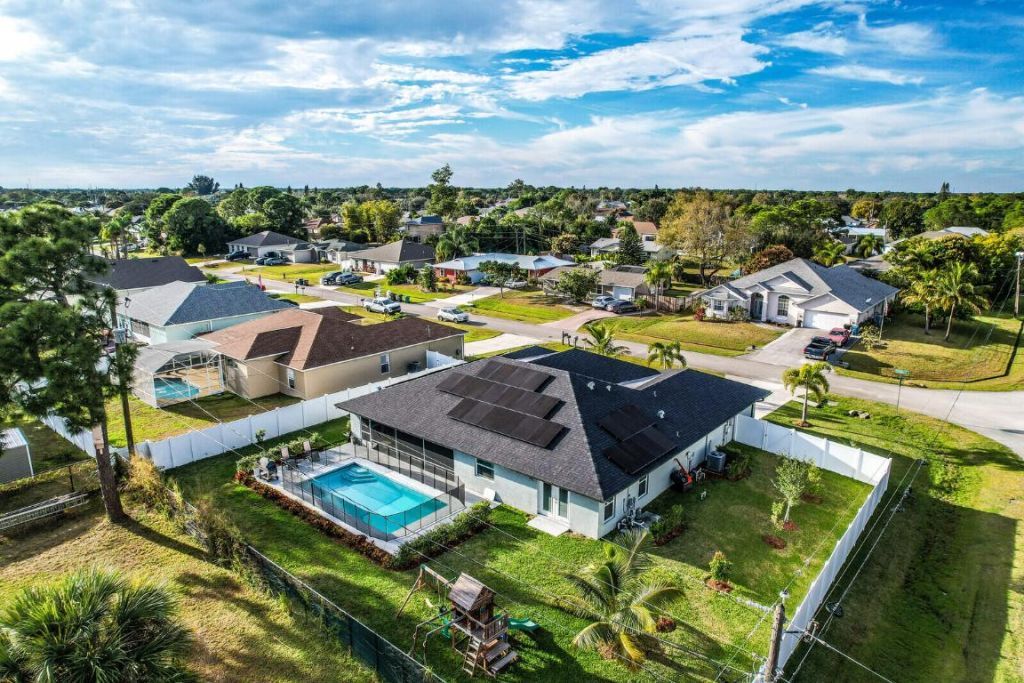 202 SW Chandler Terrace, Port Saint Lucie, FL 34984 Photo