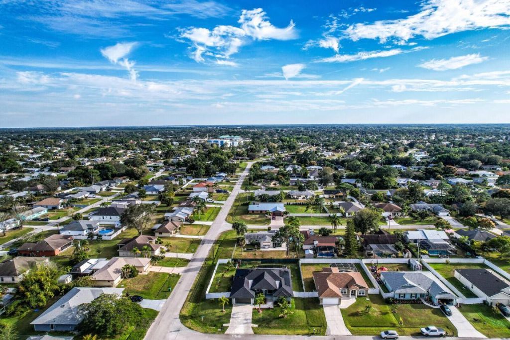 202 SW Chandler Terrace, Port Saint Lucie, FL 34984 Photo