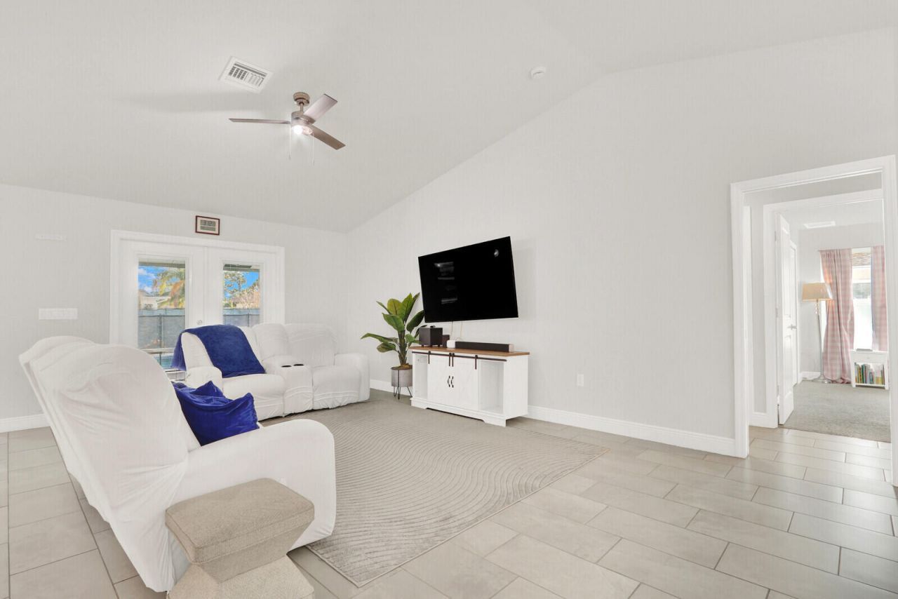 202 SW Chandler Terrace, Port Saint Lucie, FL 34984 Photo