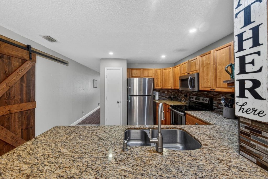 3002 NW 103rd Lane, Coral Springs, FL 33065 Photo