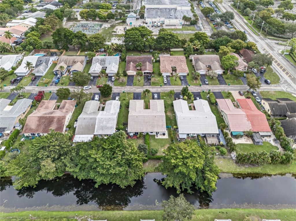 3002 NW 103rd Lane, Coral Springs, FL 33065 Photo